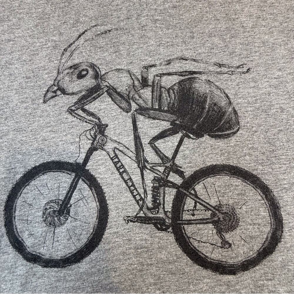 Unisex Canvas Gray T shirt with Ant on a Bicycle Graphic Short Sleeve V Neck - Picture 13 of 16